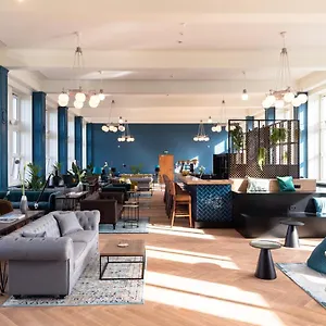 Phnx Aparthotel