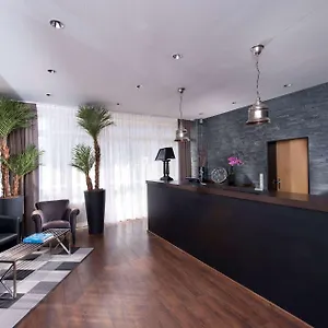 Tryp By Wyndham Aquamarin Otel