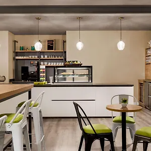 Super 8 By Wyndham Mitte *** Αμβούργο