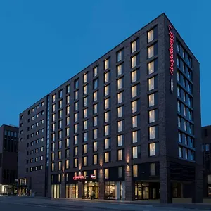 Hampton By Hilton Centre Otel
