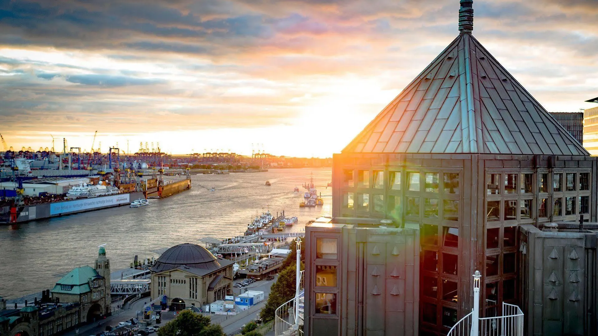 Hotel Hafen Hamburg Germany