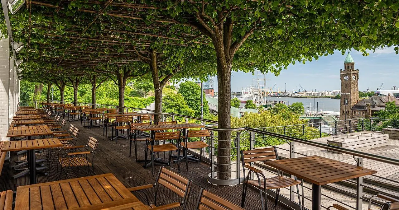 Hotel Hafen Hamburg 4*,  Germany